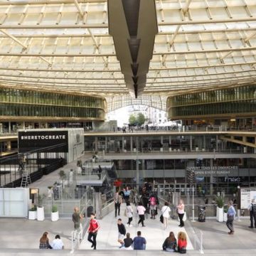 Condamnation de Six Hommes pour Vols dans des Centres Commerciaux