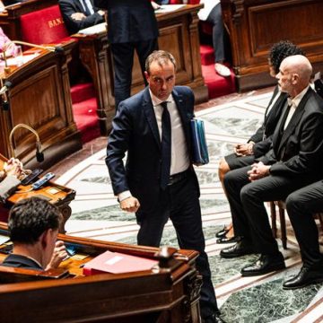 3cd5bed2-aeb8-4329-9e9a-c5a3e3aa006d Intrusion dans l’administration fiscale : mesures et réactions