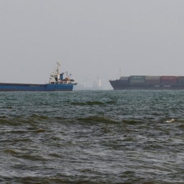 Tensions dans le détroit d&rsquo;Ormuz : Frappes américaines sur des lanceurs iraniens