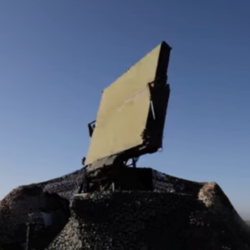 Le radar Pelikan : la technologie au service de la défense aérienne ukrainienne