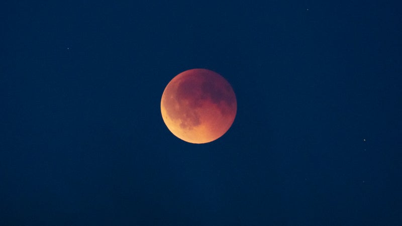 4d82776e-7ec9-406b-b93b-92850d378aeb Observation d’une éclipse lunaire partielle en France