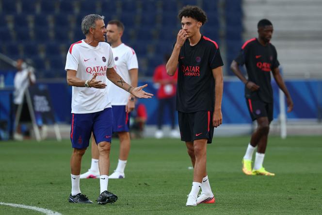 4e58613f-65f5-4651-88f4-ca832982258b Le PSG et sa stratégie de recrutement sous l’ère Luis Enrique