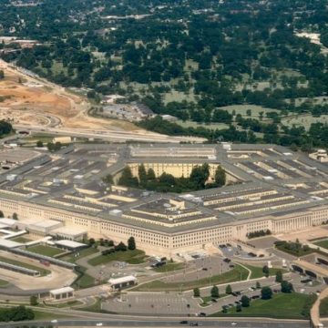 4f1d27e3-222e-4cb8-a2b5-5ebafa49d155 Licenciements et conflit juridique autour de Stars and Stripes