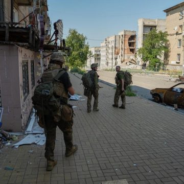 La guerre en Ukraine s&rsquo;intensifie avec la participation de la Corée du Nord et des tensions russo-occidentales