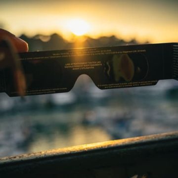 521ab381-59da-4f2b-9879-8011c5a6f547 Comment observer l’éclipse solaire en 2026 en toute sécurité