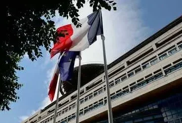 561cc1e5-b370-43ad-9a41-91a2c15903cb La dette des États-Unis atteint 40 000 milliards de dollars : risques et explications