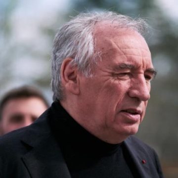 57ba8e5f-3d98-480d-b650-7e8694dab47e François Bayrou alerte sur un duel RN-LFI en 2027