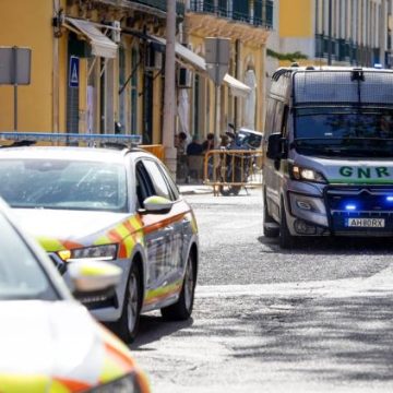 583ae9ee-1327-401c-aa58-a3b31e1c5c8a Un conducteur ivre renverse des piétons à Albufeira