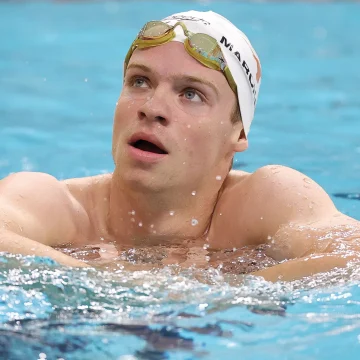 62b1bd88-39f9-4ff8-8f94-413027d71992 Léon Marchand se Prépare pour les Championnats d’Europe de Natation
