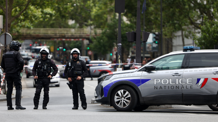 6476b243-9aa0-4e2f-802a-cf735ab6ed11 Une femme grièvement blessée par son ex-conjoint à Marseille