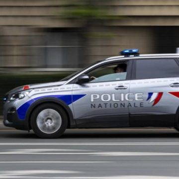Un homme armé interpellé à Montreuil