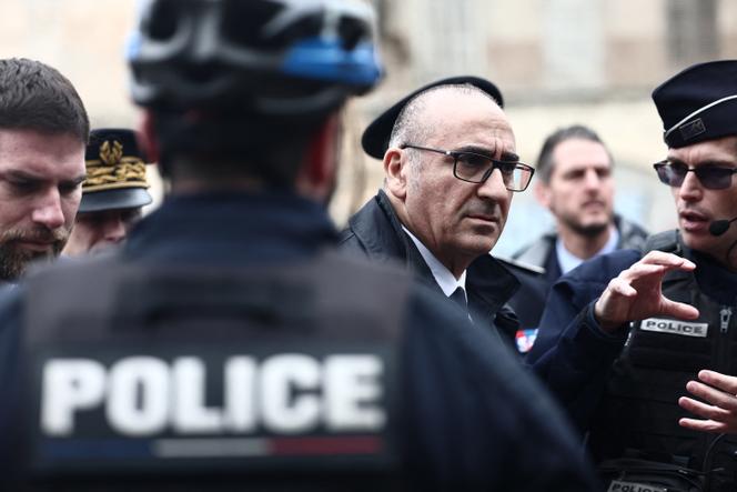 6c8f9874-9458-4767-8a80-541941f61530 Tensions Syndicales dans la Police