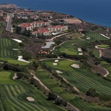 6ca69d04-073f-451e-8141-ab85df793c62 Un homme armé arrêté sur un golf de Trump en Californie