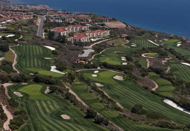 6ca69d04-073f-451e-8141-ab85df793c62 Un homme armé arrêté sur un golf de Trump en Californie