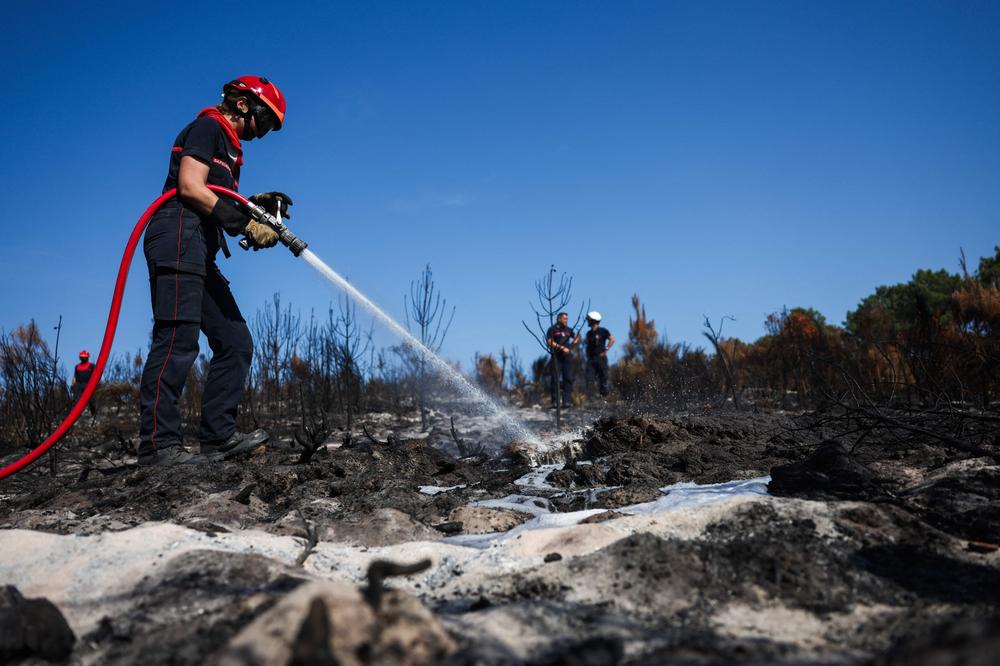 7413bdd7-0d08-4f45-9d88-f28667c1bf5c Les incendies en Gironde et dans le Var : gestion des crises et reconstruction