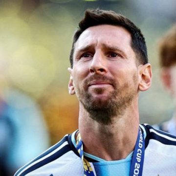 7acfb124-7ab1-4ae7-bac6-57e02fbdfdbe Lionel Messi confronté à son avenir après la perte de son père