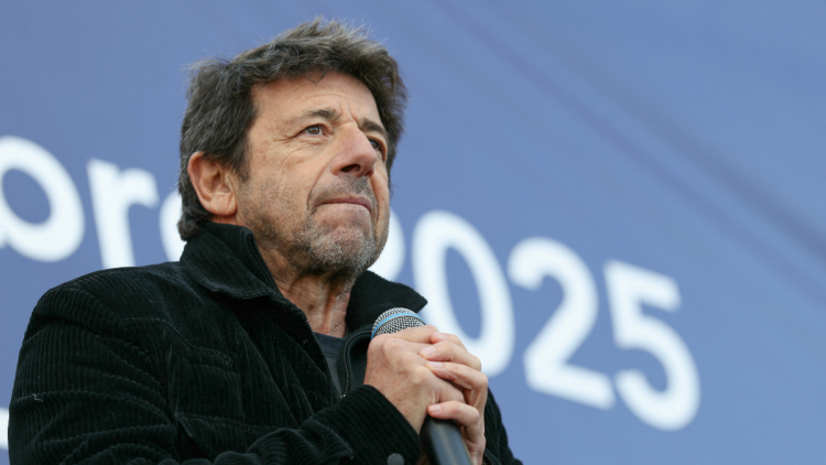 7e9a9f5d-e401-466c-a833-48b15a4dc525 Patrick Bruel autorisé à quitter le territoire malgré le contrôle judiciaire