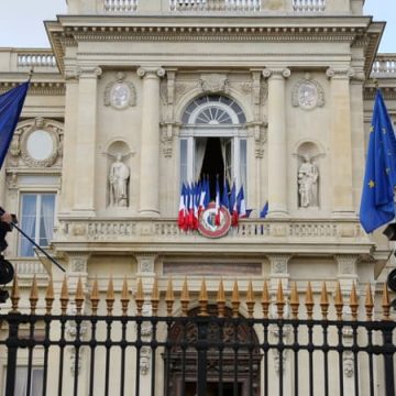 8965bf8b-cadd-495c-a030-fce1845a2ef6 Procédure disciplinaire contre l’ambassadeur de France en Centrafrique