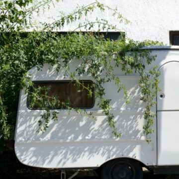 89f75dda-bc75-4bb6-88b3-27a78aa43f55 Le propriétaire en Dordogne récupère sa maison après une confrontation avec ses locataires
