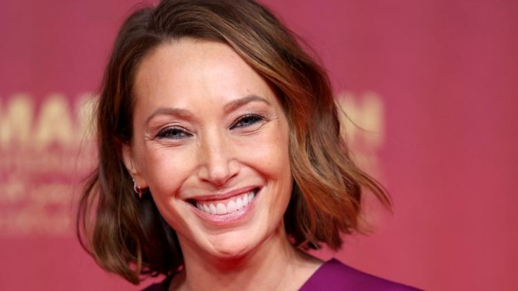 8c81807c-4d2c-4d87-a502-ca8b5b0f0c80 Laura Smet joue sa grand-mère dans le biopic de Johnny Hallyday