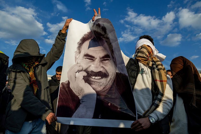 Turkey Kurds Le Parlement Turc Vote pour Mettre Fin au Conflit avec le PKK