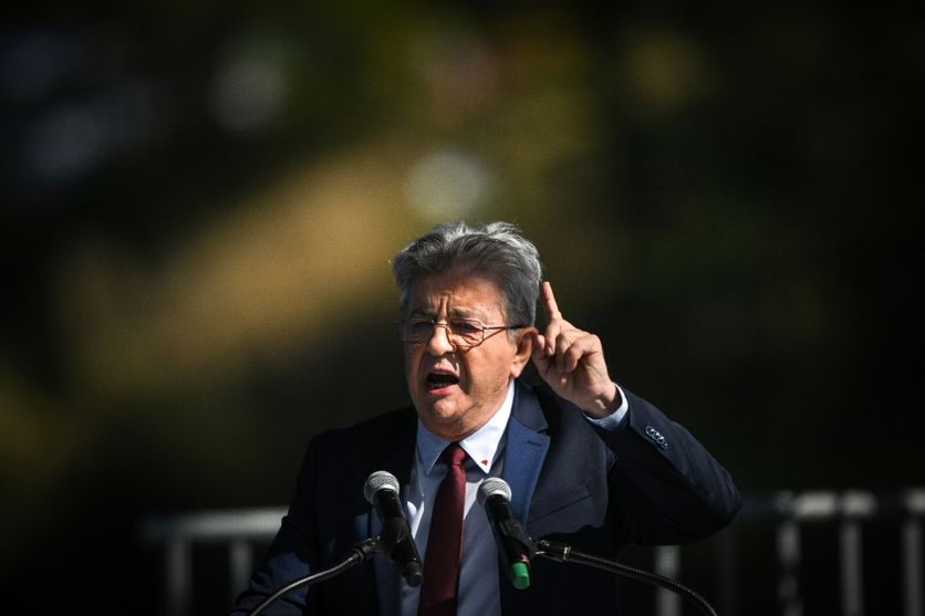 93c2cc02-3892-4787-aed0-a2964edd18c7 Jean-Luc Mélenchon Critique le Projet de Budget 2027 du Gouvernement Lecornu