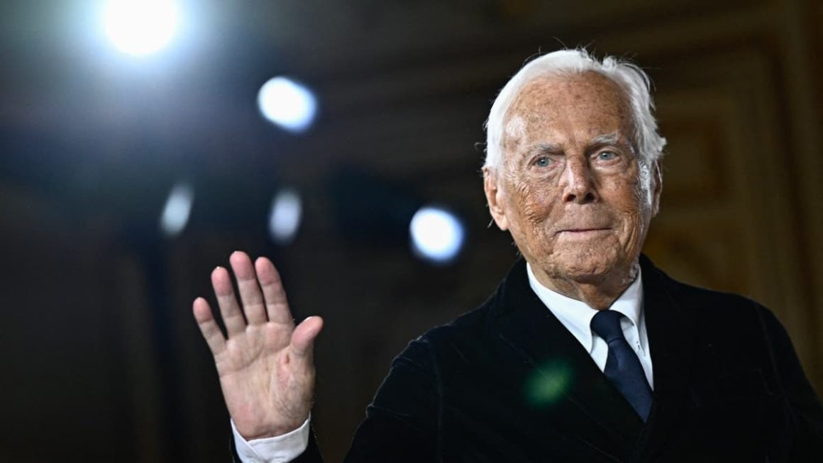 985a7af0-40f9-446b-8b2e-cd5e35519b7f La Cession de 15% d’Armani pourrait être Retardée