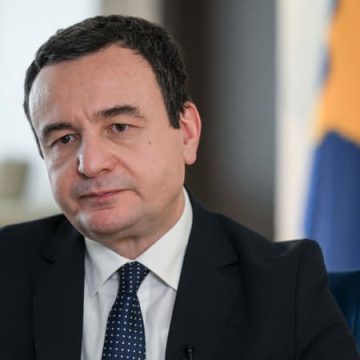 9d17ead1-ee29-4166-9c5d-4377605b3b5e Le Parlement du Kosovo suspendu après une attaque aux oeufs sur le Premier ministre