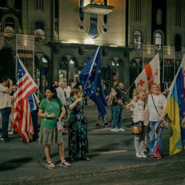 Manifestations en Géorgie contre la suspension de l&rsquo;intégration à l&rsquo;UE