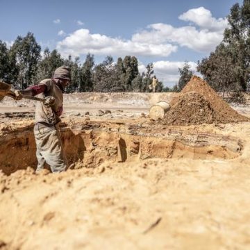9ecaceb4-0534-418e-8368-f1cbdf17211d Les enjeux de l’exploitation minière clandestine à Johannesburg