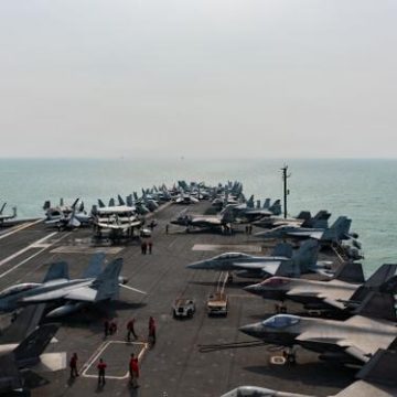 Le déploiement du porte-avions USS George-Washington au Moyen-Orient