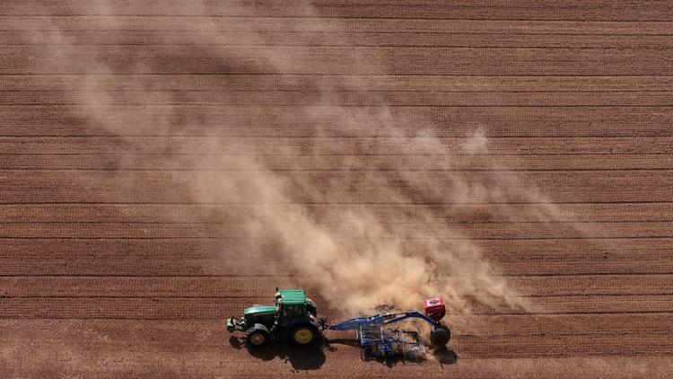 afeb36ce-2138-4166-a951-fe371c48ef98 La FNSEA réclame des mesures robustes contre la sécheresse