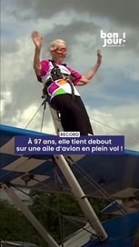 b2333505-bc13-4be4-bbc5-83f77d5c6633 À 97 ans, elle relève un défi incroyable en vol