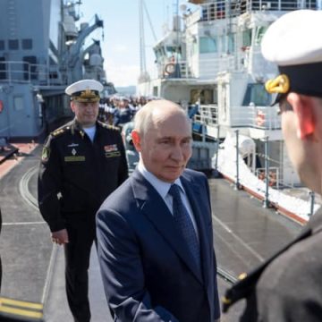 b5a3142f-2626-4c95-b912-4e6371a95b48 Visite de Vladimir Poutine dans les îles Kouriles et tensions russo-japonaises