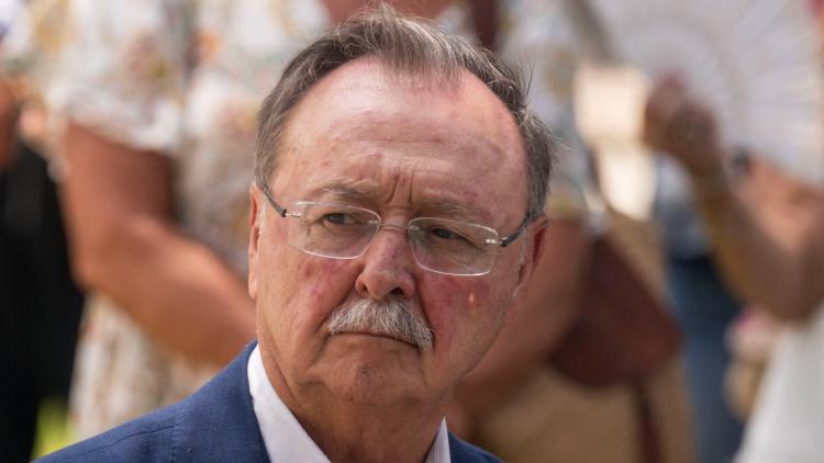b81c982d-6a91-462e-be7e-0877e375212f Juan Jesús Vivas propose de confiner les migrants à Ceuta