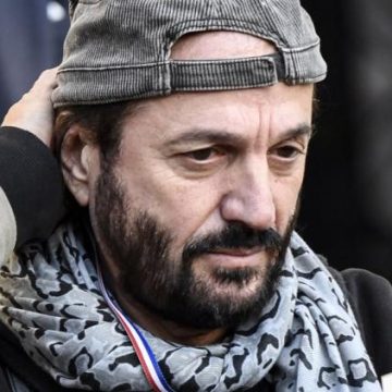 b890733a-afb2-4ed6-8b11-53a0a3dd407a Francis Lalanne annonce sa candidature à l’élection présidentielle