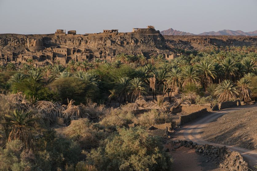 b91ebfc1-b207-4954-86fd-26ae552501ad Découverte Archéologique à Khaybar: Les Fondations d’une Mosquée Ancestrale