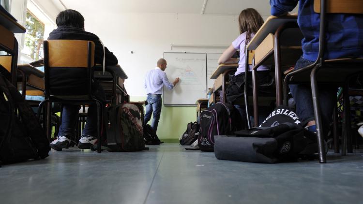 bbd9951b-412f-4082-b231-ce017077c92d Les Salaires des Enseignants en France : Analyse des Disparités et du Mécontentement Syndical