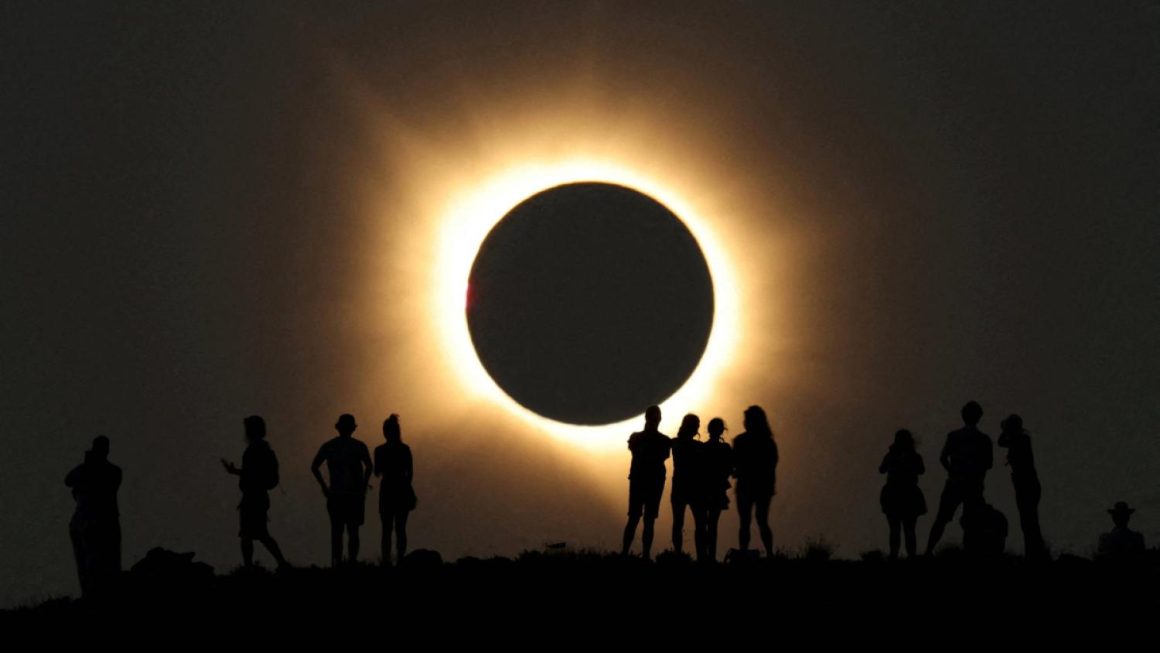 c97e85db-074c-41eb-80ef-769939950c0d Une éclipse solaire spectaculaire visible partiellement depuis la France