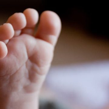 À 62 ans, Mabel Frías devient maman pour la première fois en Argentine