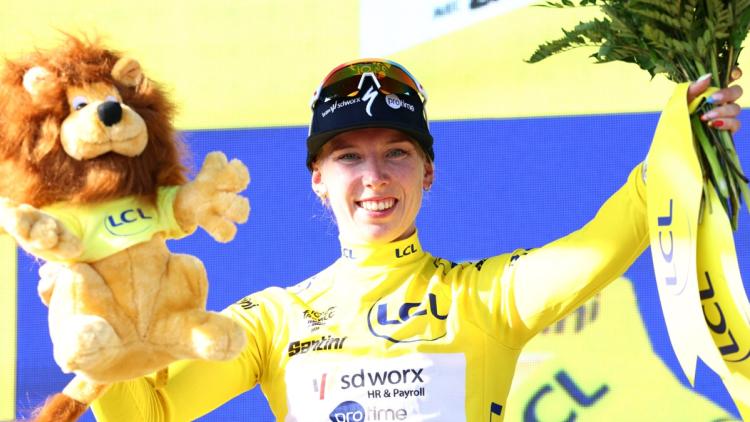 cce5f0d1-d7f4-4f87-b191-6962588421ae Lorena Wiebes maintient le maillot jaune après deux étapes du Tour de France Femmes 2026
