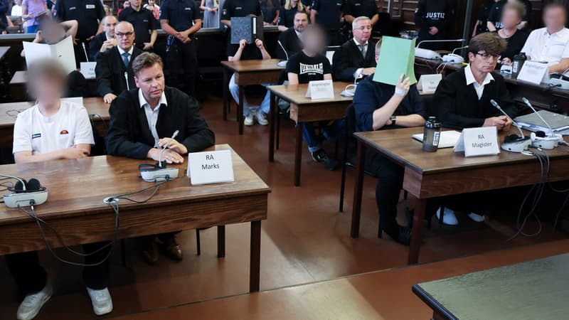 cce8c2af-d323-48c2-b118-89649bfbada5 Jugement des Adolescents dans le Procès d’un Groupe Terroriste d’Extrême Droite en Allemagne