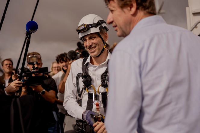 d3798f2a-465f-40f3-b468-d9740aa87a7c Les Objectifs Écologiques de Raphaël Glucksmann et Yannick Jadot pour 2027