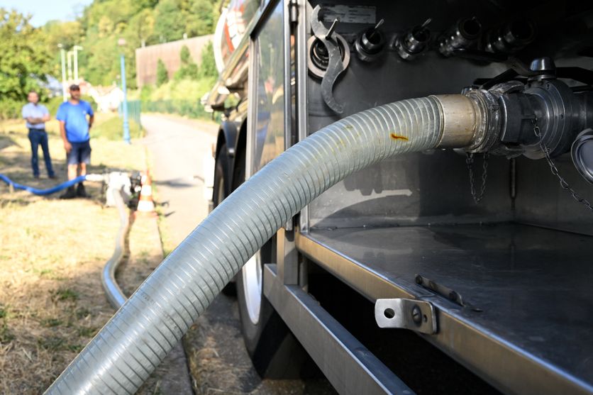 FRANCE-ENVIRONMENT-CLIMATE-HEATWAVE-WEATHER-WATER Les communes face à la crise de sécheresse en France