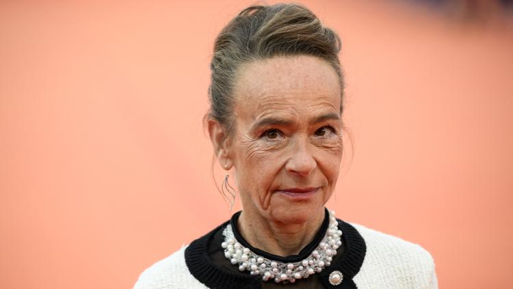 d7d76e19-776a-4133-ba5a-a0faa3c0ce28 Dominique Frot, une Actrice Passionnée par le Théâtre et le Cinéma