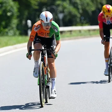 d8b5a674-9c29-4499-9528-9ab7920606e3 La diffusion limitée des étapes du Tour de France Femmes