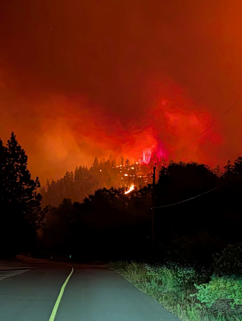 e0d86354-d08b-4a7a-bdef-b749094bac8a État d’urgence en Colombie-Britannique suite à un incendie dévastateur