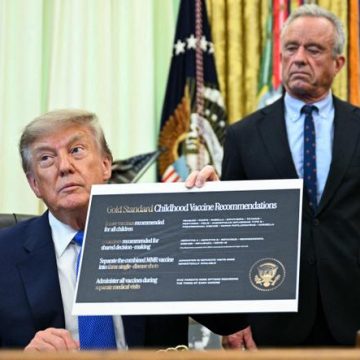 e0e3c05c-0d2e-4f34-ac05-c9be969873c3 Donald Trump limite le nombre de vaccins pour enfants