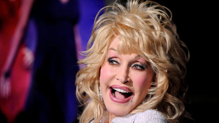 e19a998a-b46e-4230-82ad-dfc82d9f3e7d Dolly Parton et un héritage sans descendance