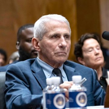 Fauci Testifies Again about the Origins of the Coronavirus Anthony Fauci devant le Sénat américain : enjeux et critiques